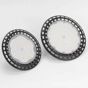 UFO těžební světlo